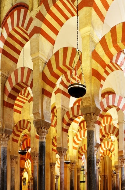 Int&eacute;rieur de la Mosqu&eacute;e-Cath&eacute;drale de Cordoue